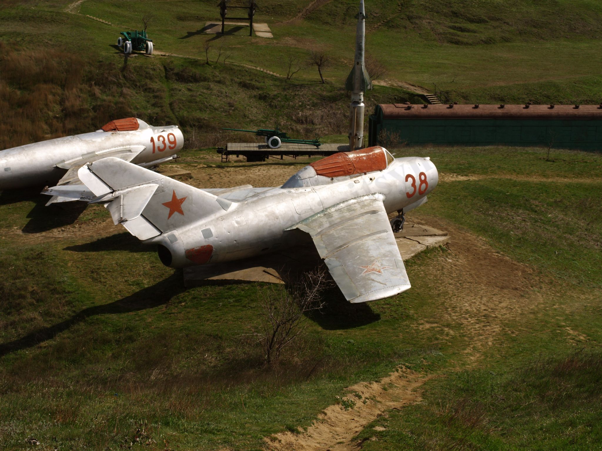 MiG-15UTI_1.jpg