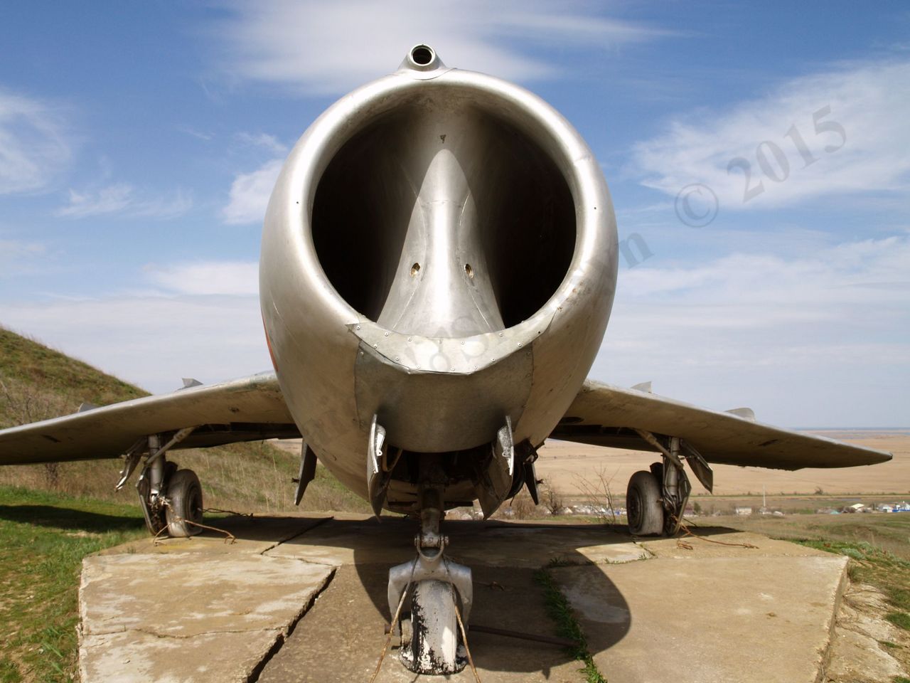 MiG-15UTI_10.jpg