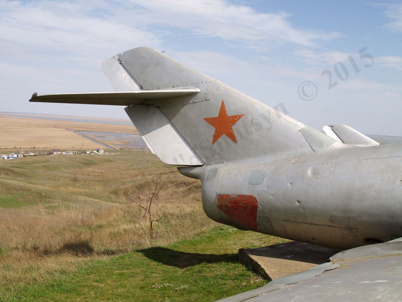 MiG-15UTI_2.jpg