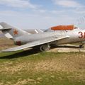 MiG-15UTI_3.jpg