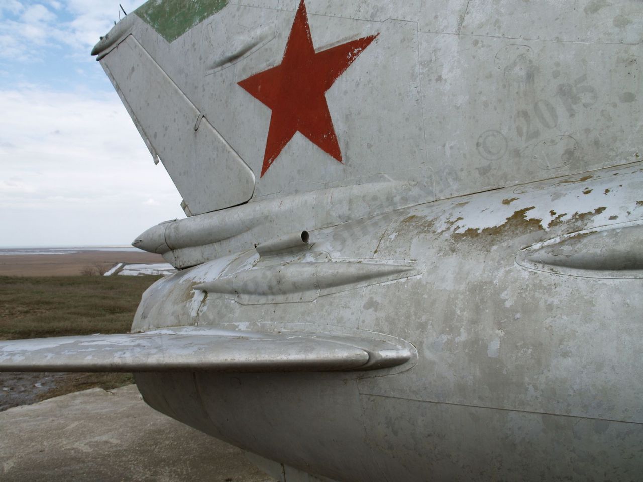 MiG-21_11.jpg