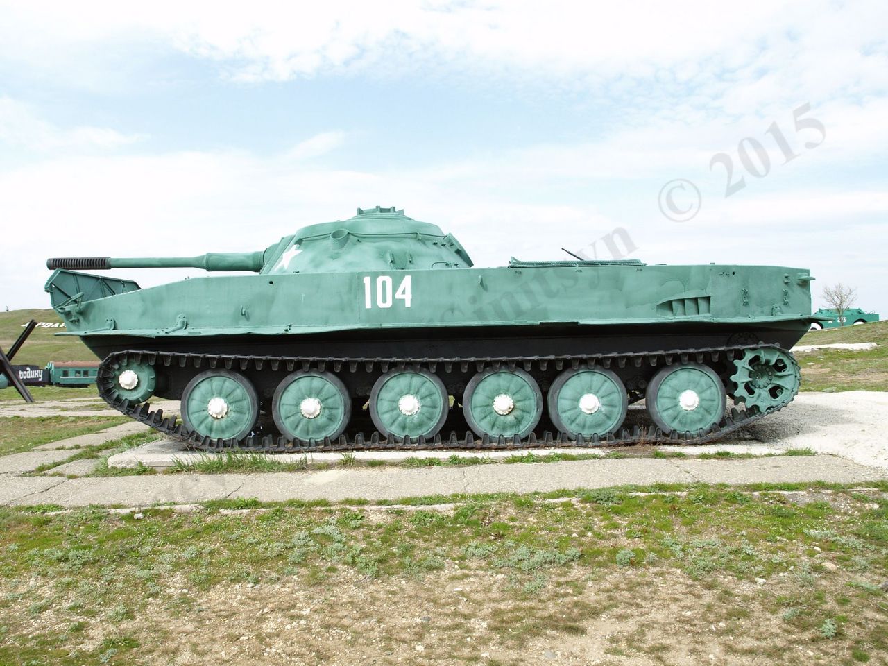 PT-76_1.jpg