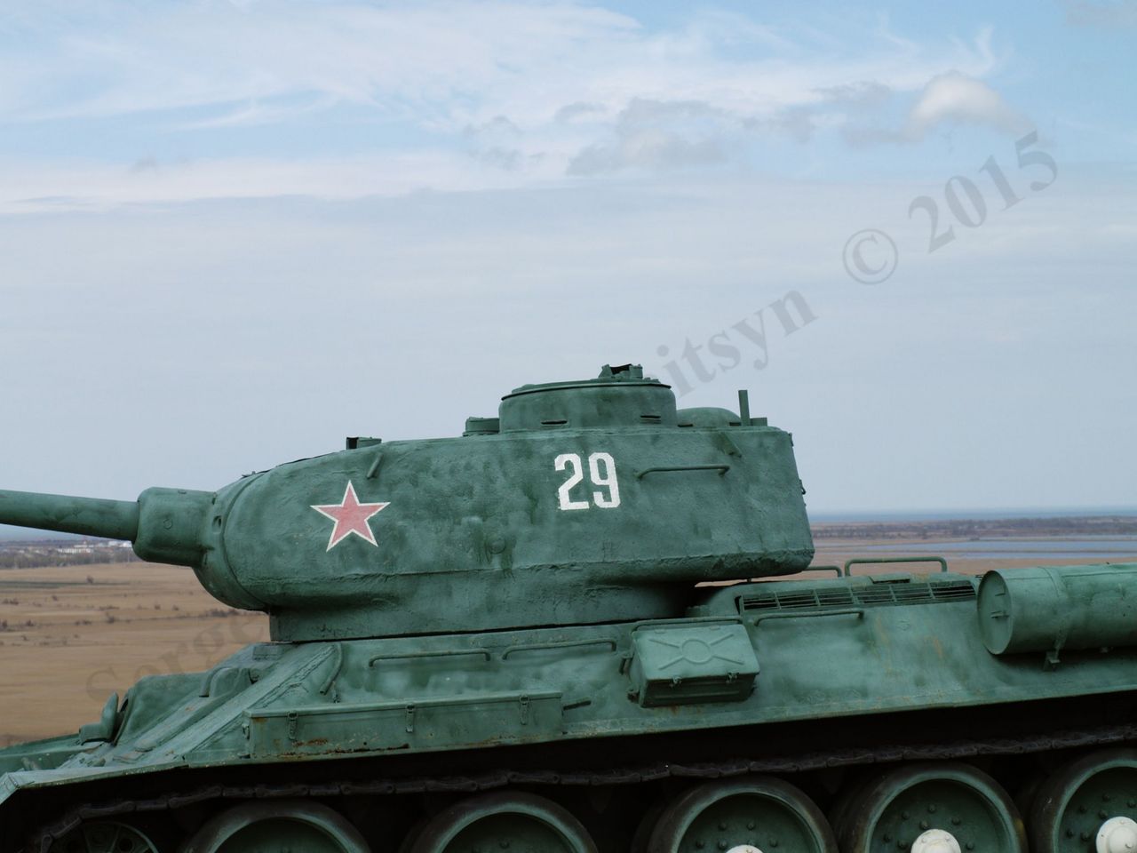 T-34-85_10.jpg