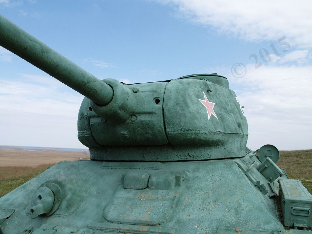 T-34-85_7.jpg