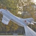 МиГ-17, Мемориал в честь летчиков, погибших при освобождении Беларуси, Минск, Беларусь