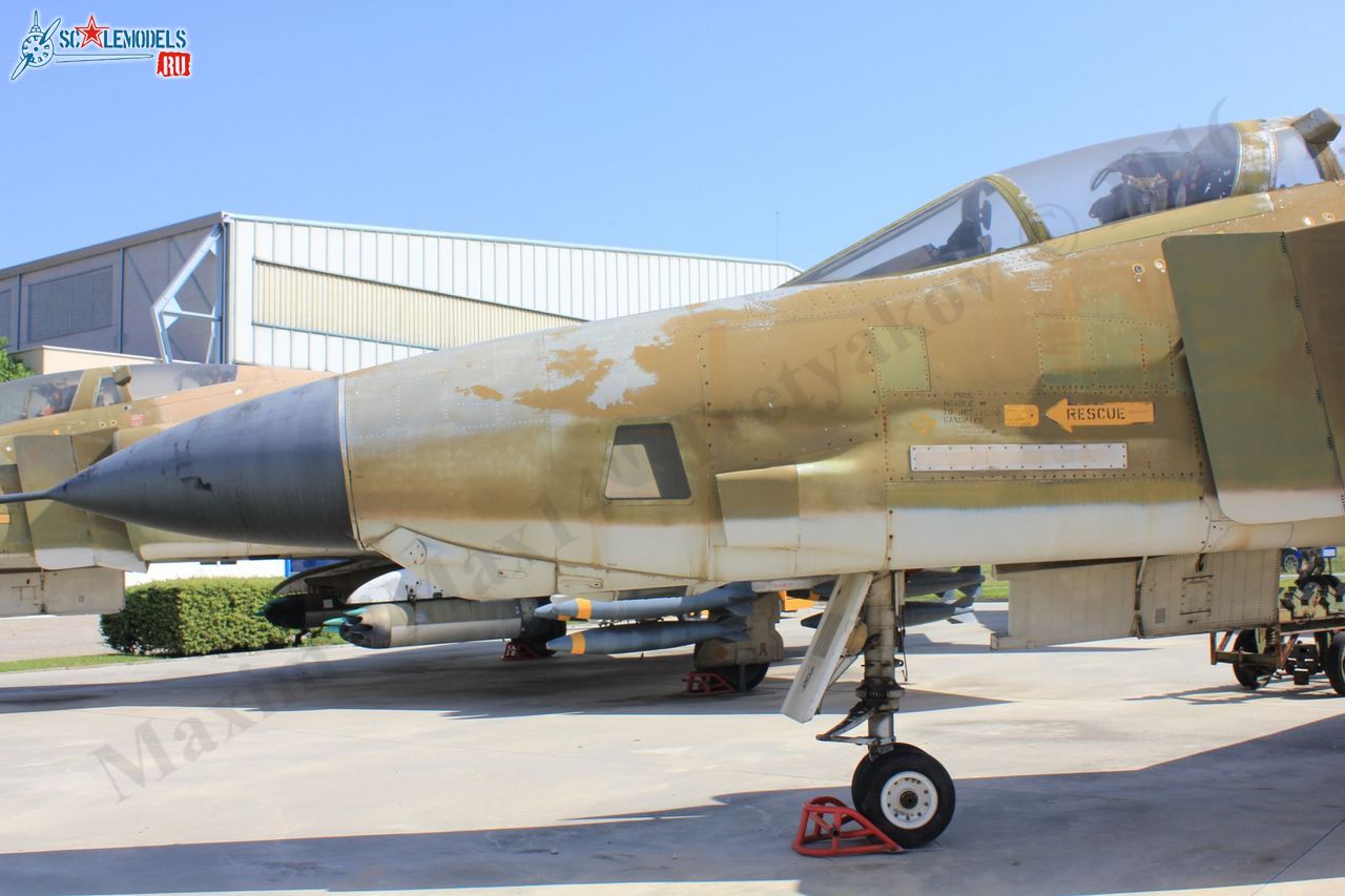 RF-4C_Phantom_II_0.jpg