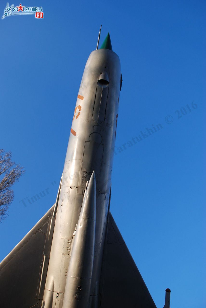 MiG-21PFM_Kuschevskaya_19.jpg