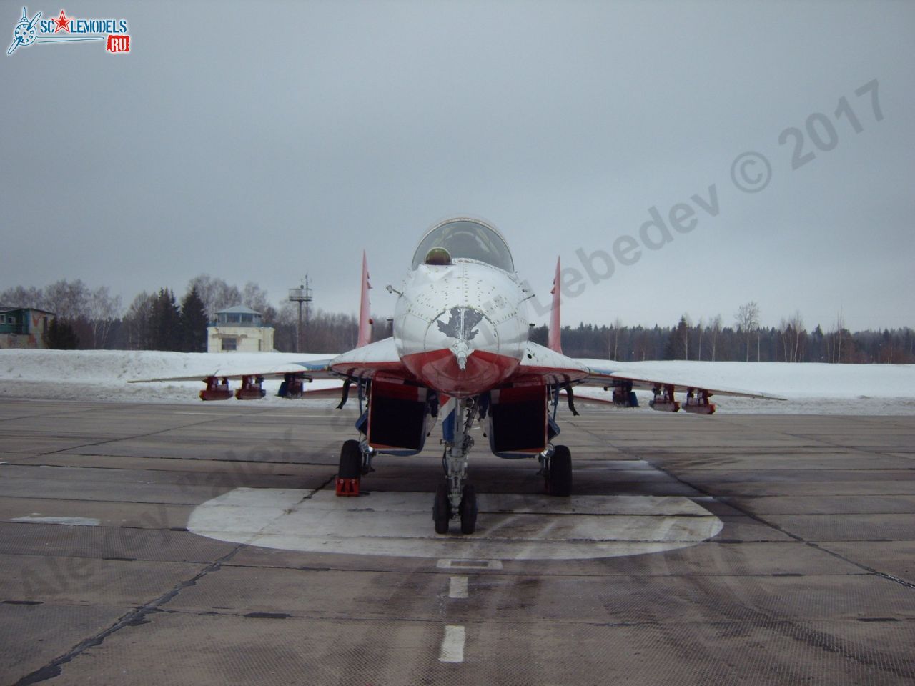 MiG-29UB_Strizhi_132.jpg