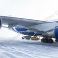 Boeing_747-400_VQ-BWW_76.jpg