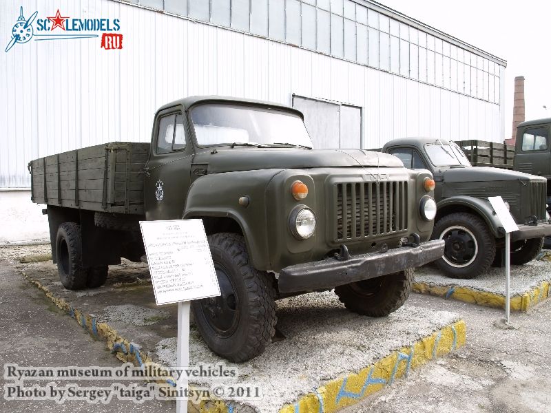 ryazan_museum_of_military_vehicles_0112.jpg