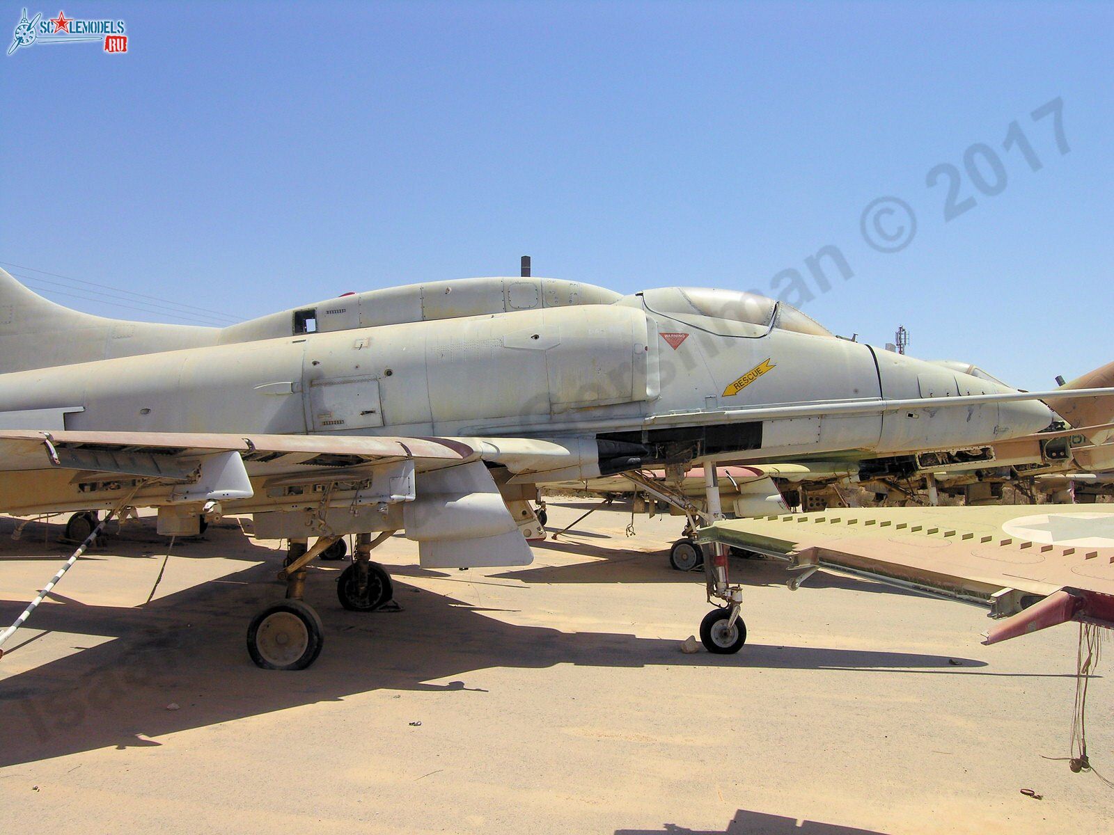 A-4F_Skyhawk_19.jpg