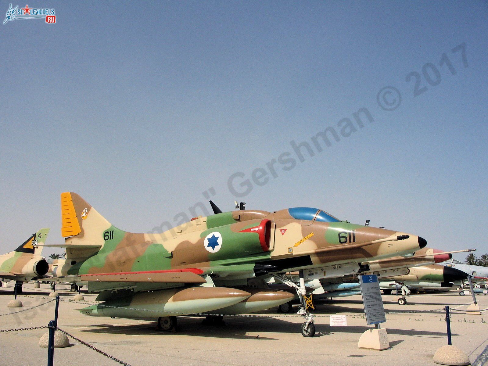 A-4F_Skyhawk_6.jpg