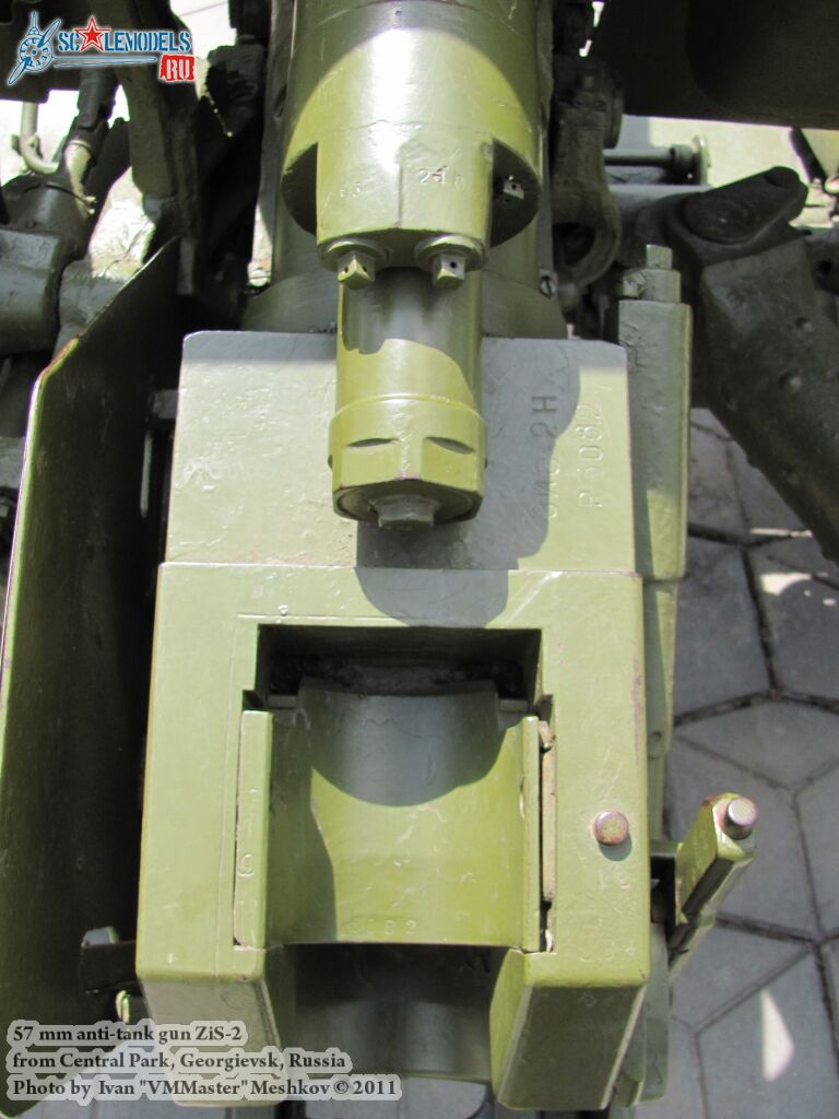 zis-2_0017.jpg