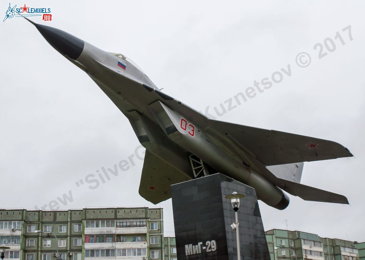 MiG-29_9-12_Obninsk_10.jpg