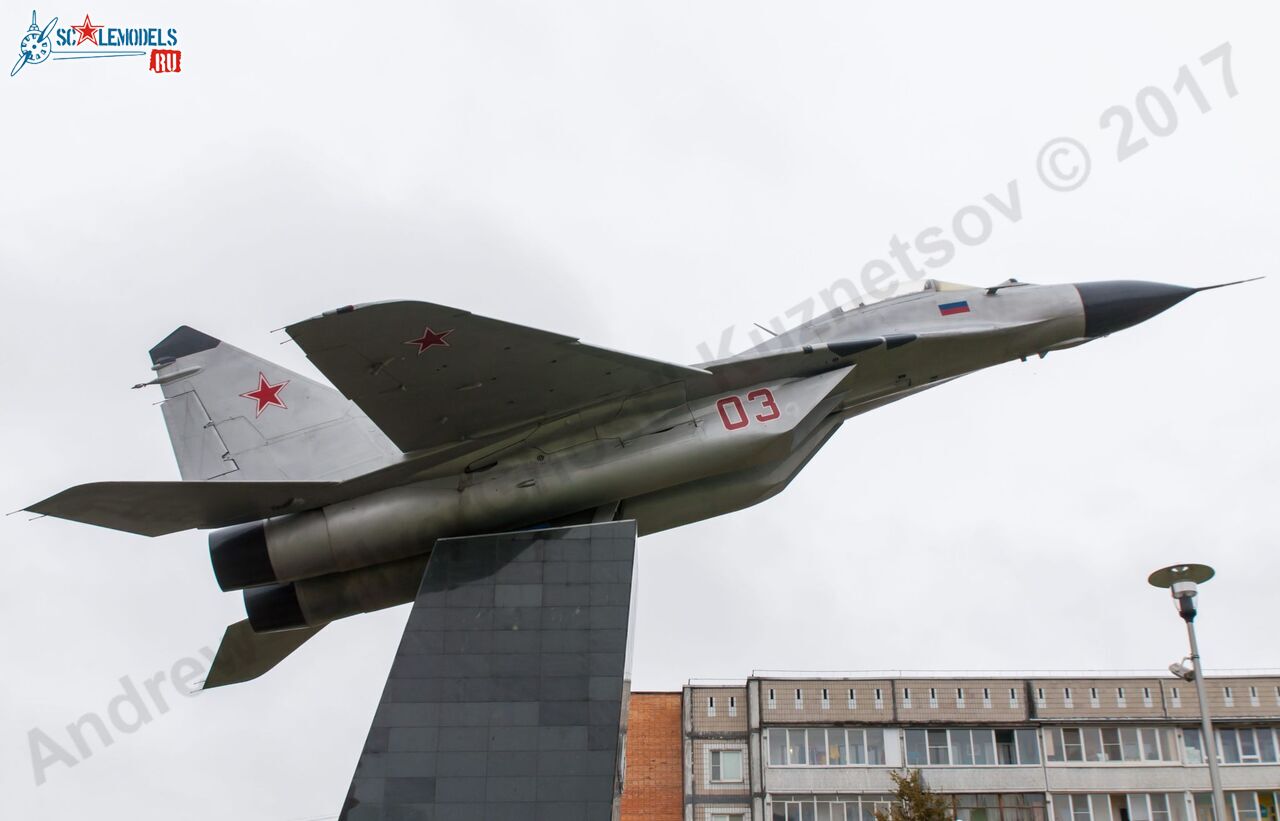 MiG-29_9-12_Obninsk_16.jpg