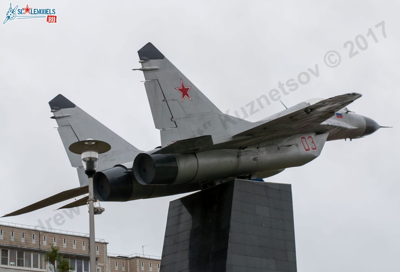 MiG-29_9-12_Obninsk_19.jpg