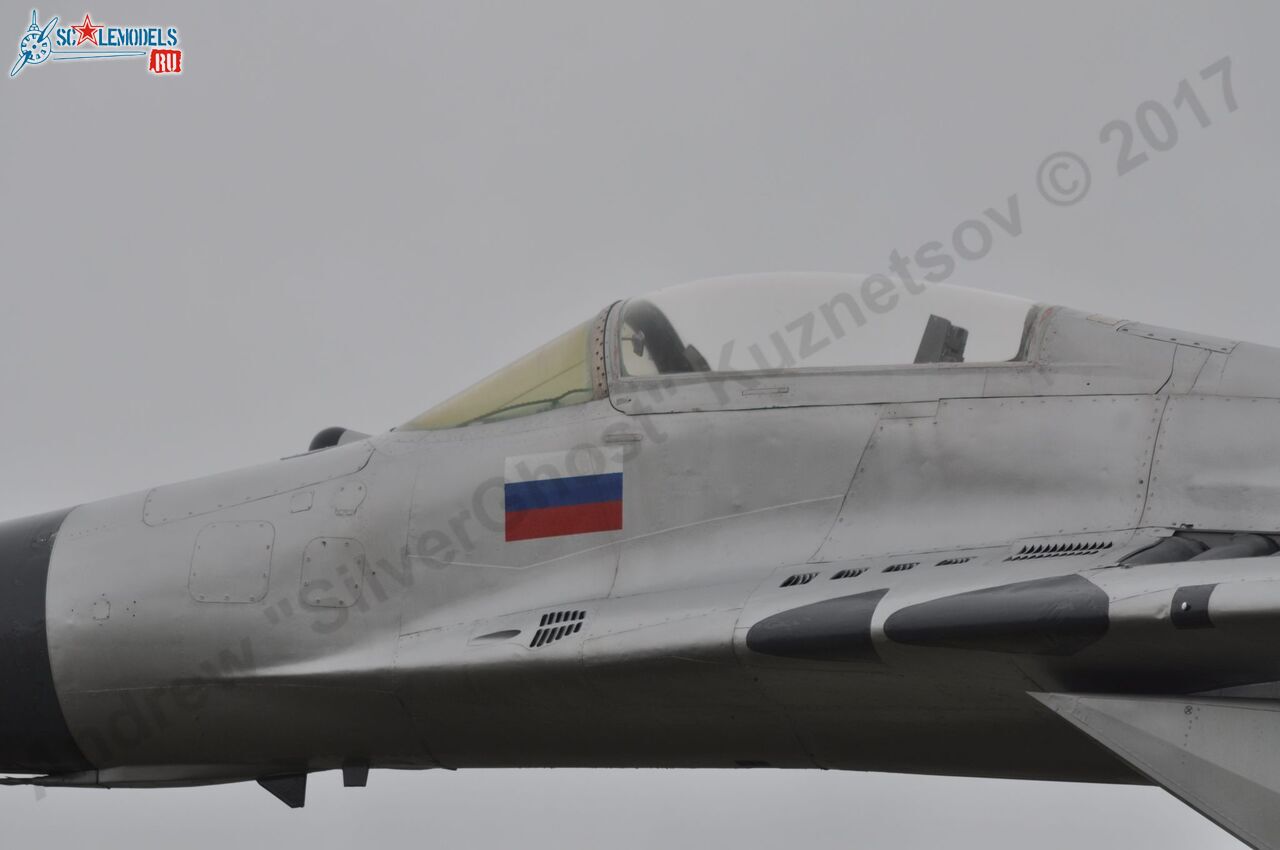 MiG-29_9-12_Obninsk_206.jpg