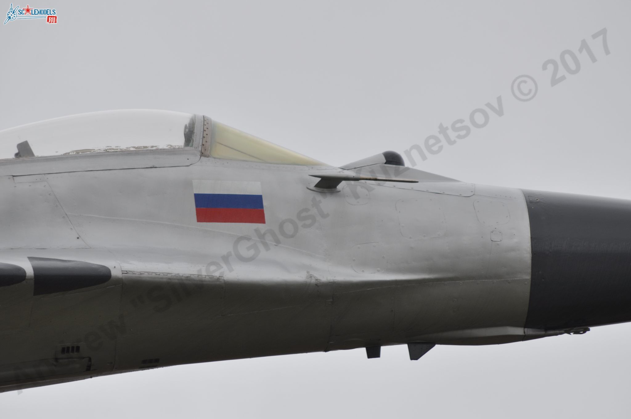 MiG-29_9-12_Obninsk_98.jpg