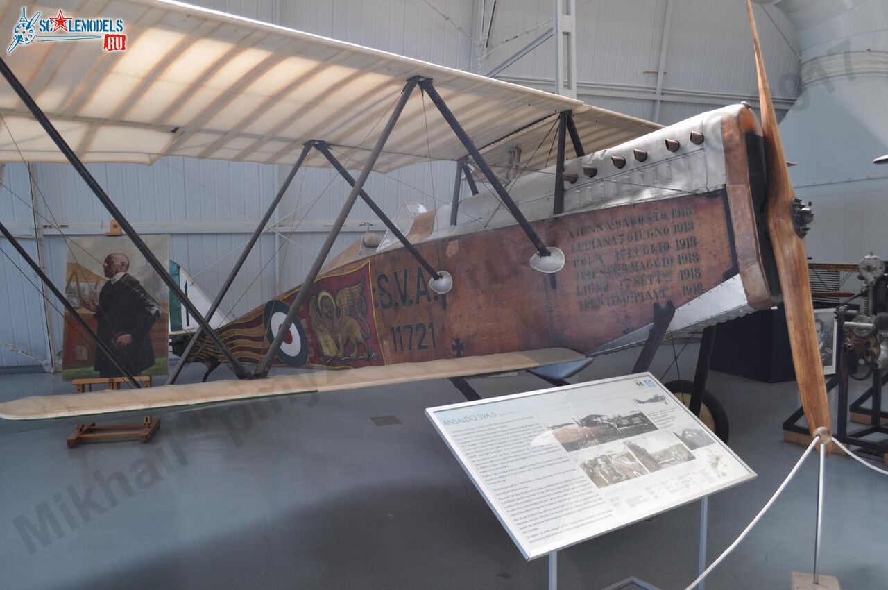 Museo_Storico_dell_Aeronautico_Militare_11.jpg