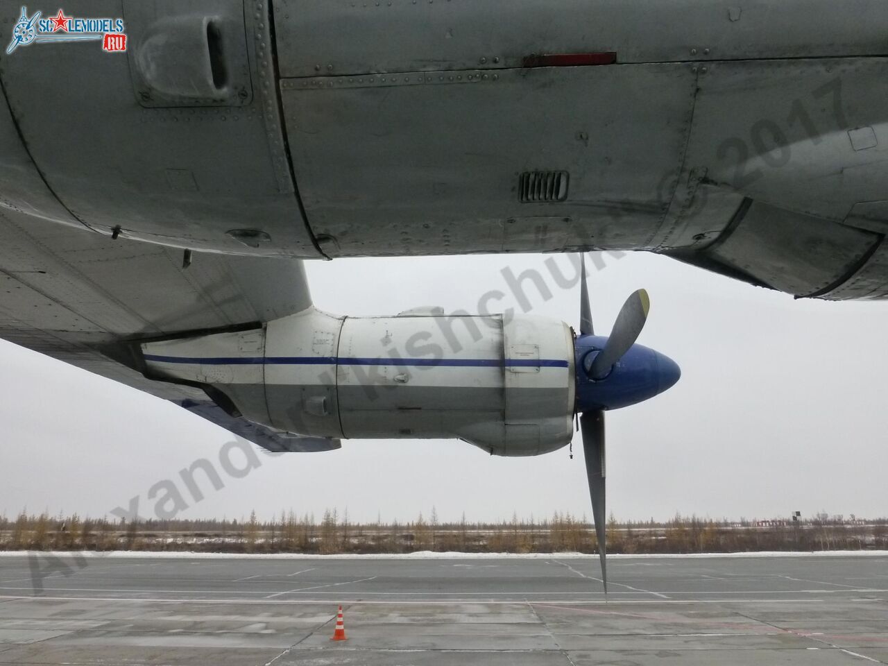 An-12BK_11789_14.jpg