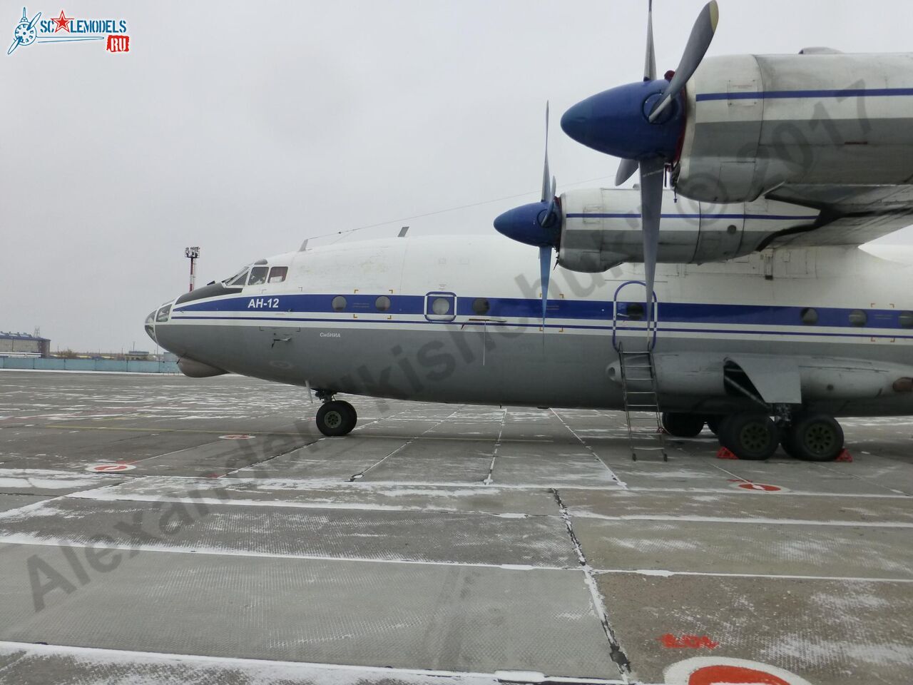 An-12BK_11789_20.jpg