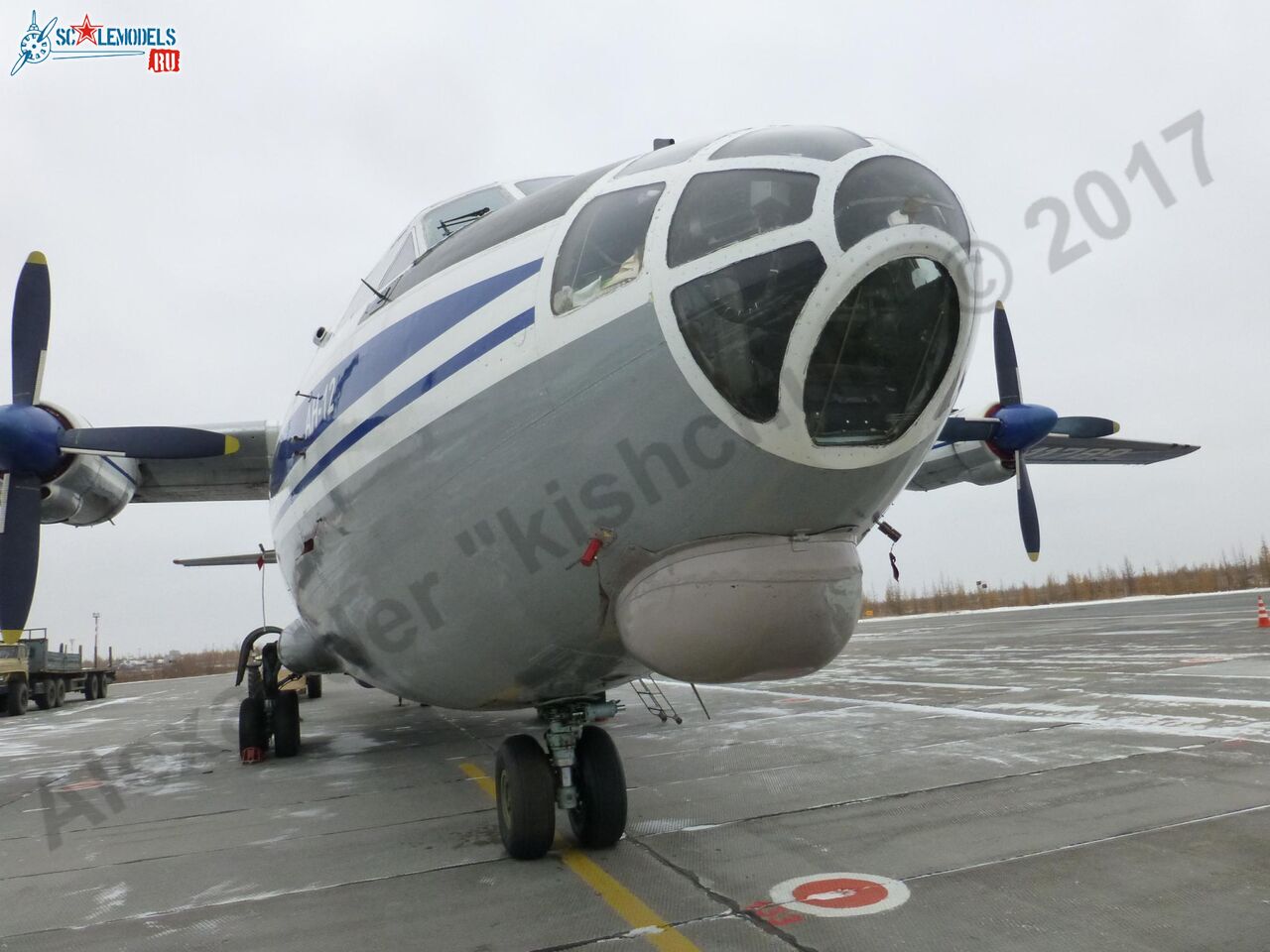 An-12BK_11789_44.jpg