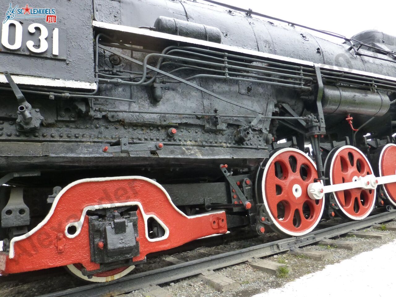 FD21-3031_locomotive_16.jpg