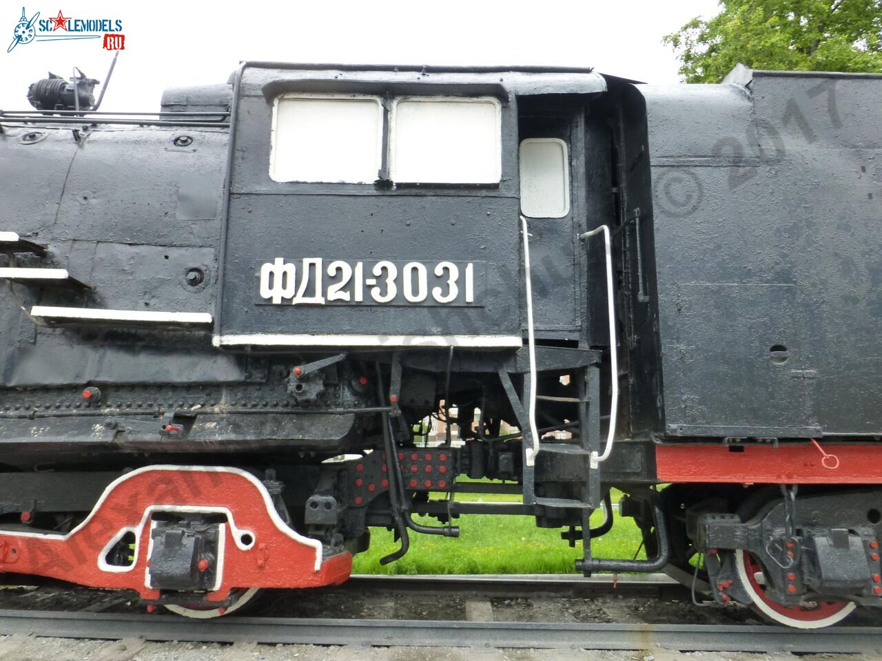 FD21-3031_locomotive_7.jpg