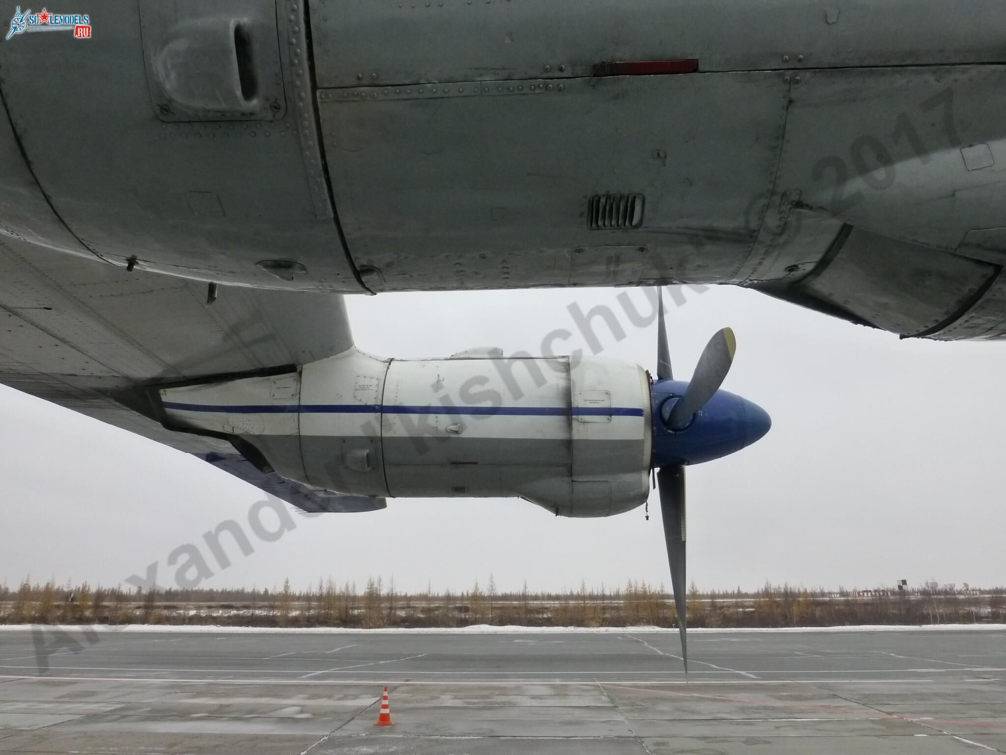 An-12BK_11789_14.jpg