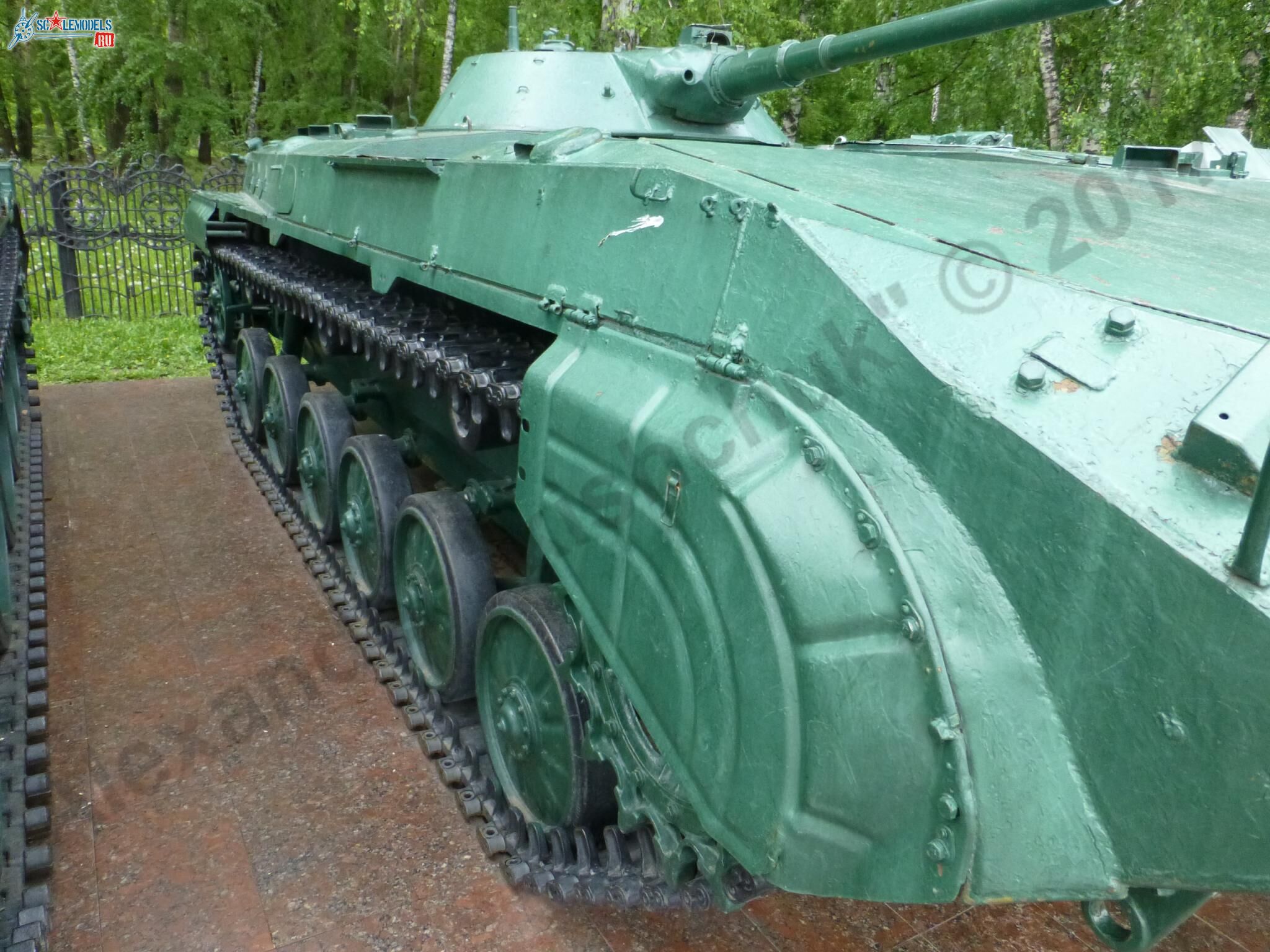 BMP-1_Tyumen_13.jpg