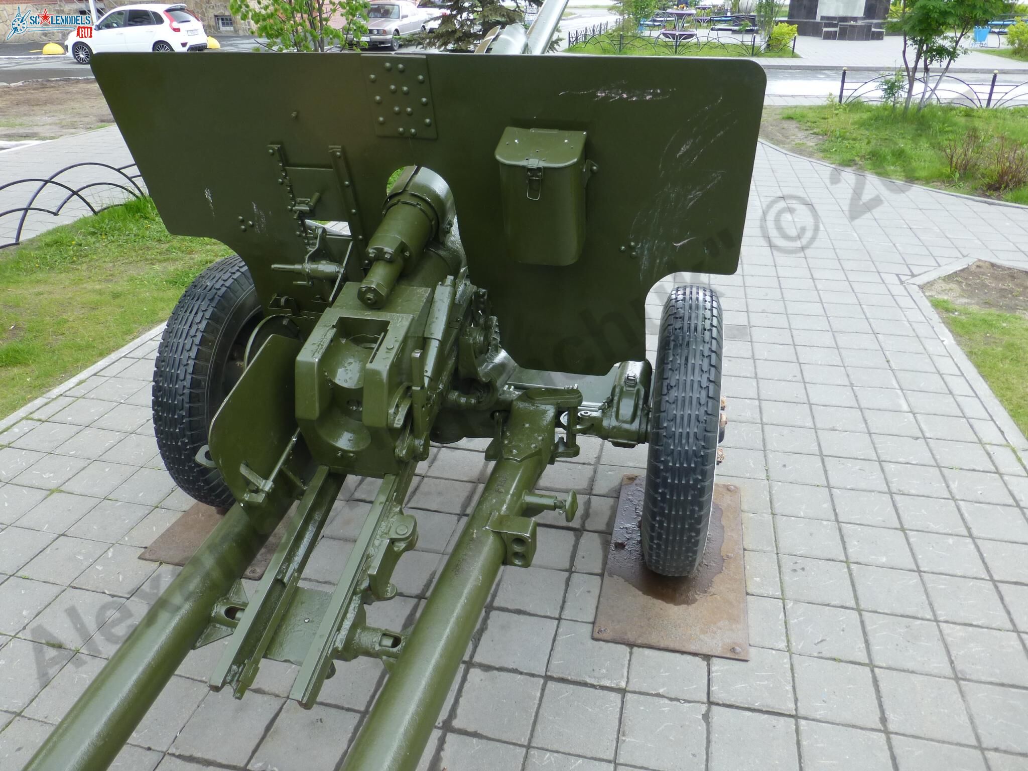 ZiS-2_Tyumen_5.jpg