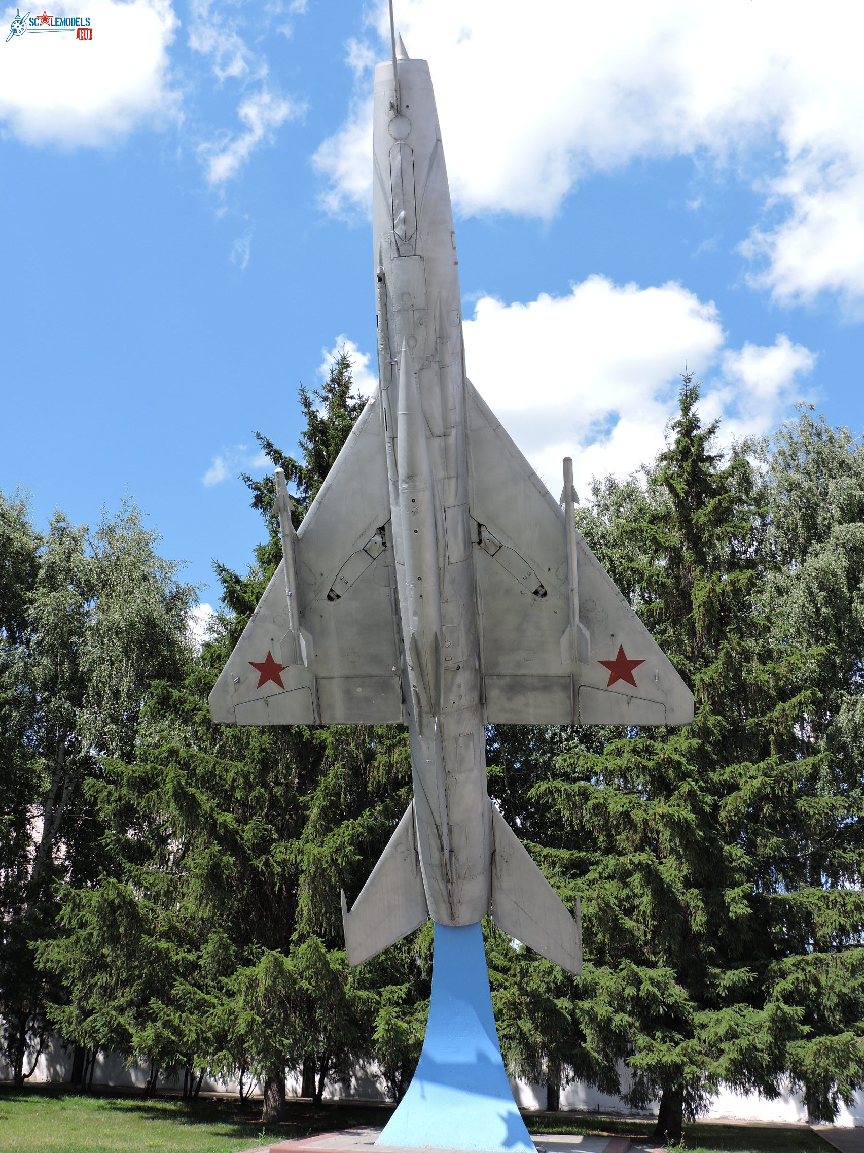 МиГ-21Ф-13_06