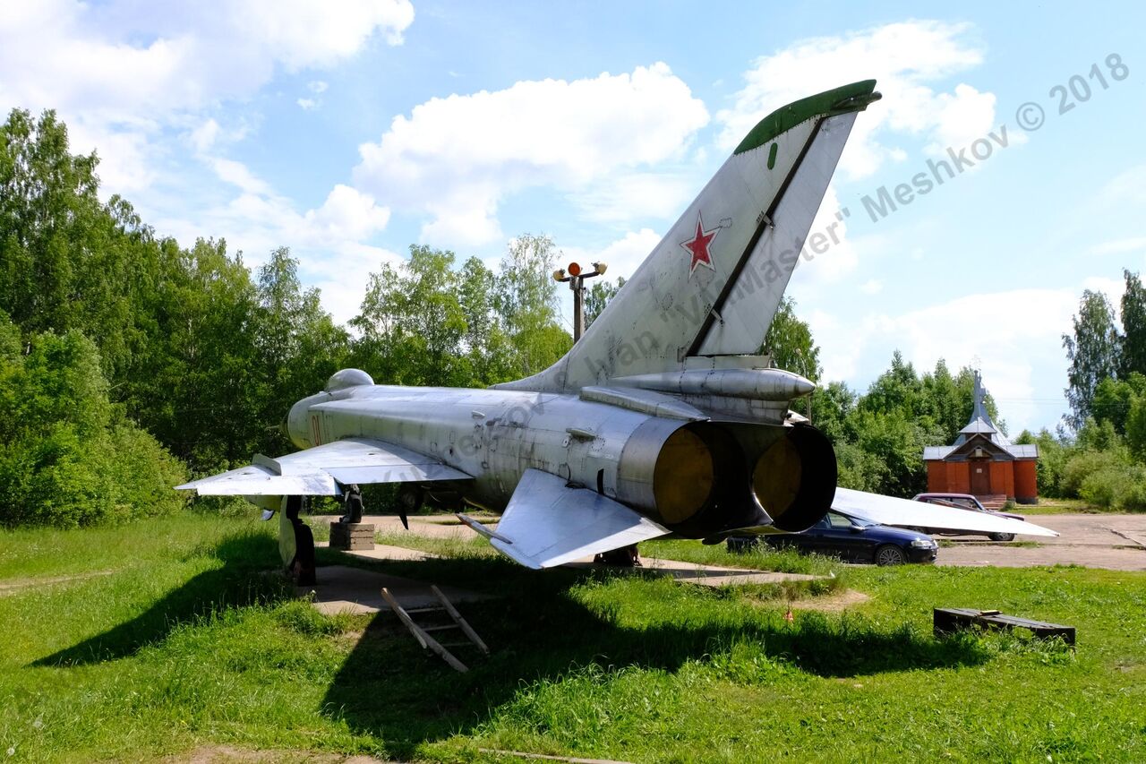 Su-15_Bezhetsk_4.jpg