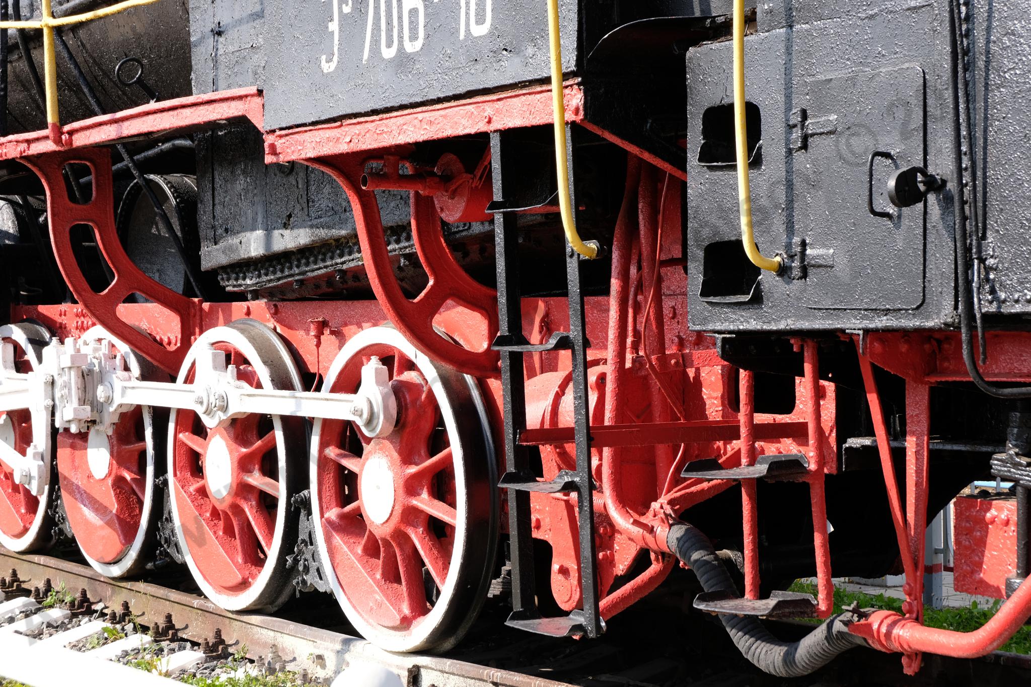 locomotive_Eu-706-10_Bologoe_101.jpg