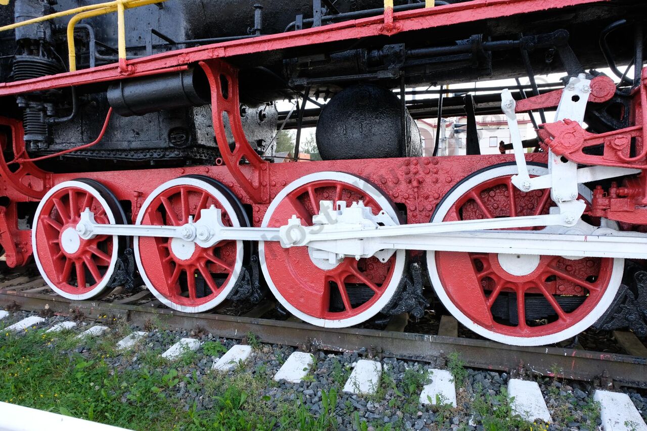 locomotive_Eu-706-10_Bologoe_240.jpg