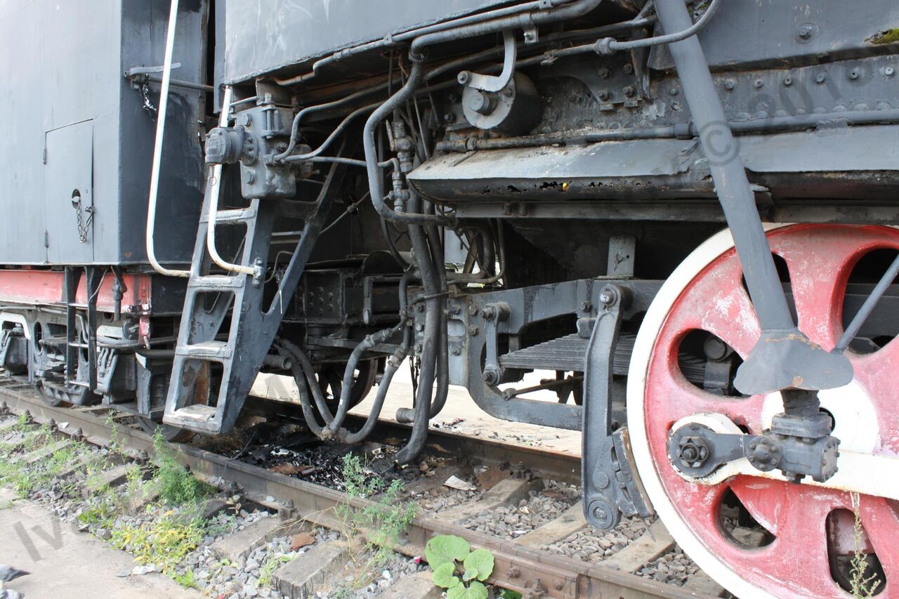 locomotive_L-4245_Bologoe_183.jpg