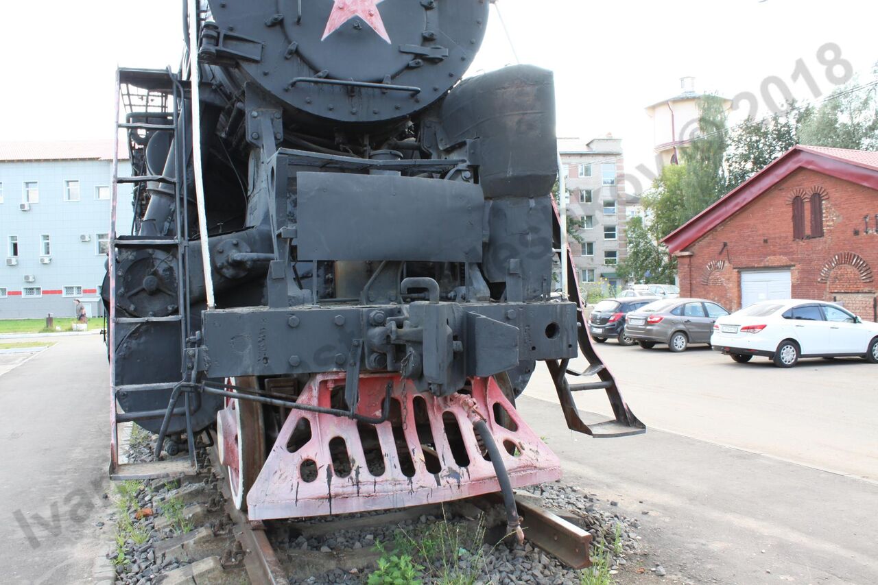 locomotive_L-4245_Bologoe_198.jpg