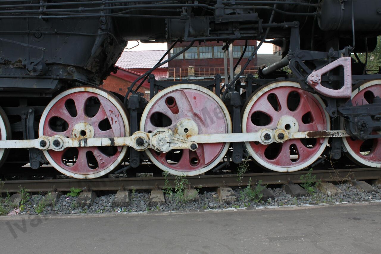 locomotive_L-4245_Bologoe_84.jpg