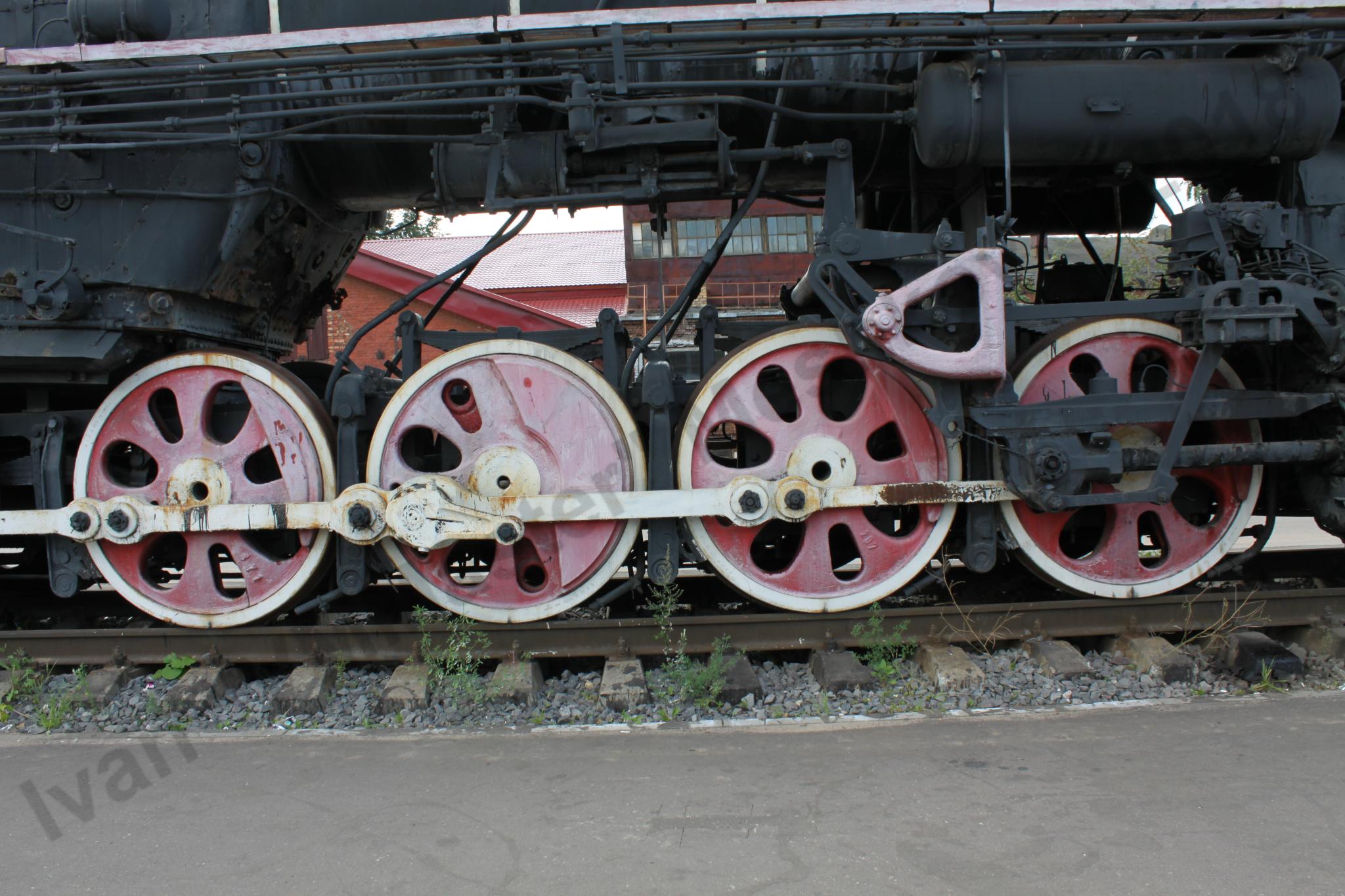 locomotive_L-4245_Bologoe_90.jpg