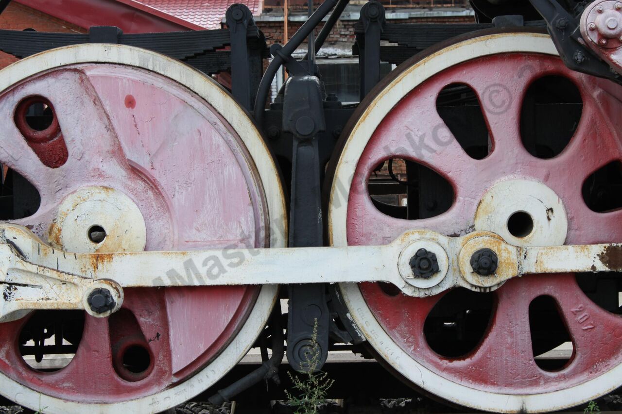 locomotive_L-4245_Bologoe_91.jpg