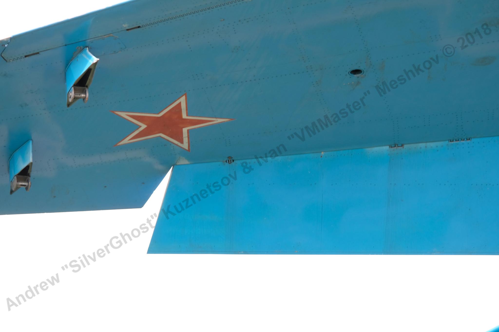 Su-27_Bologoe_218.jpg