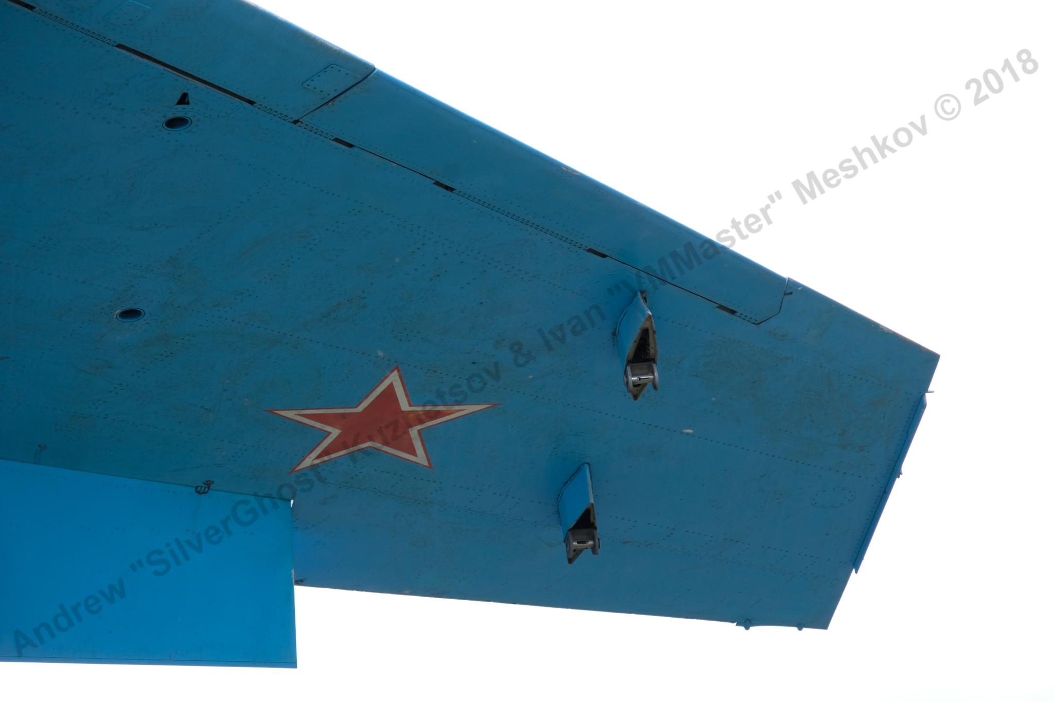 Su-27_Bologoe_244.jpg