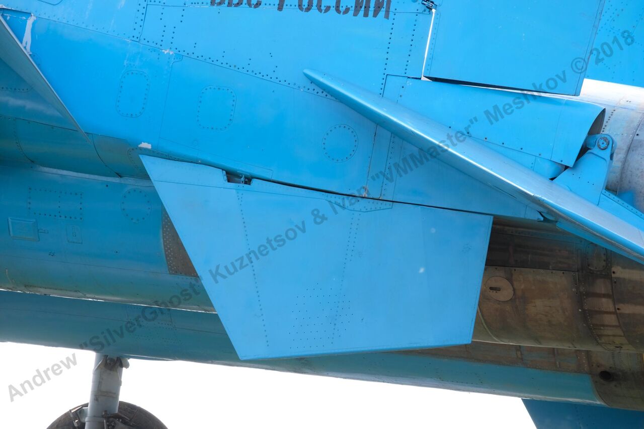 Su-27_Bologoe_309.jpg