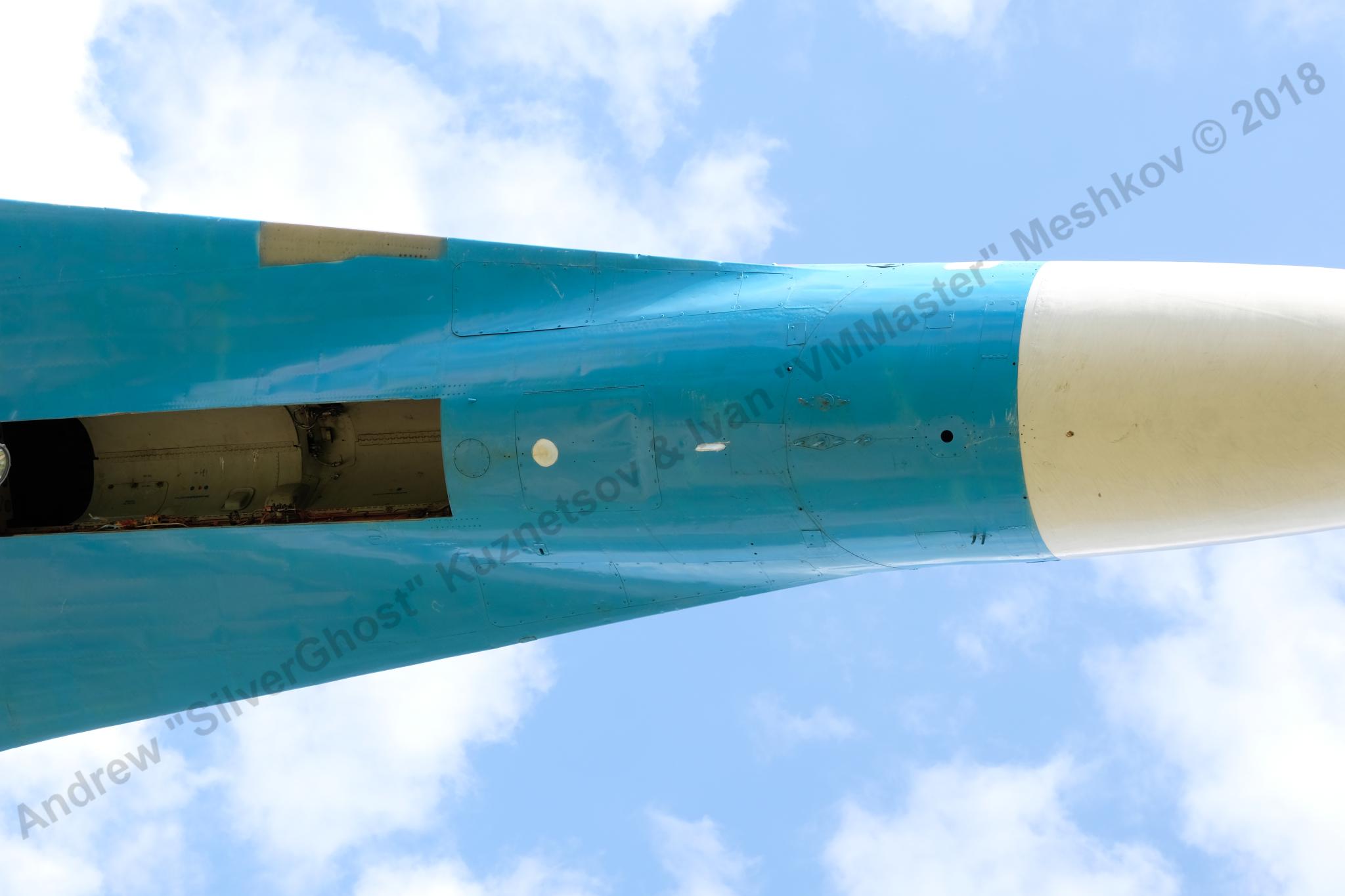 Su-27_Bologoe_34.jpg