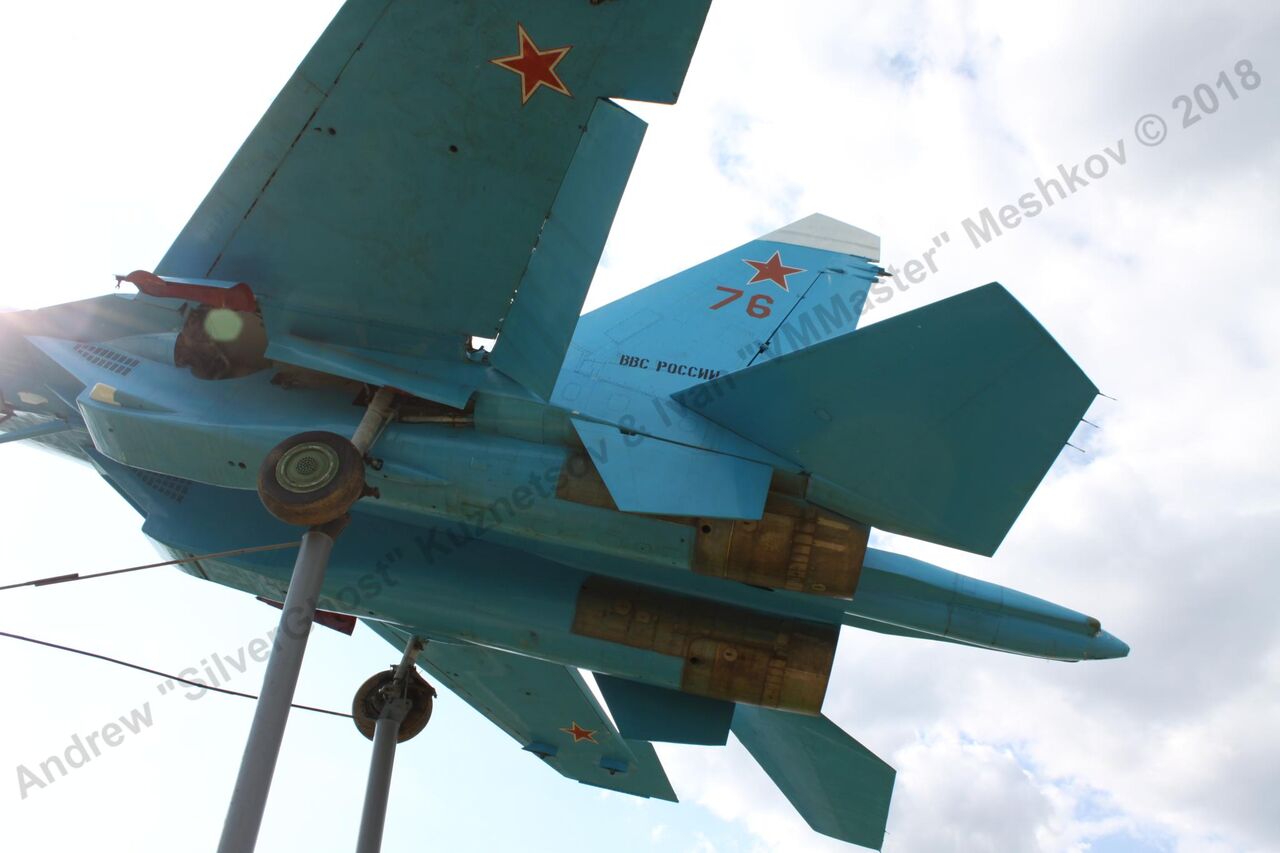 Su-27_Bologoe_392.jpg