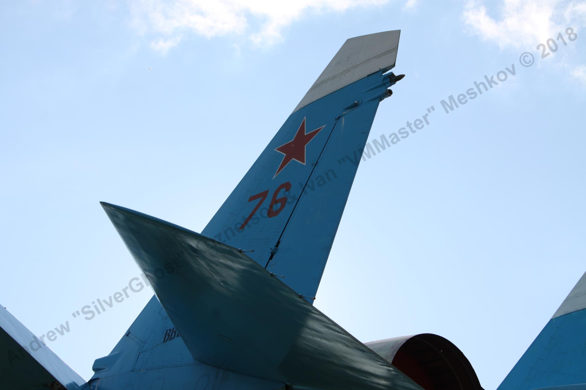 Su-27_Bologoe_410.jpg