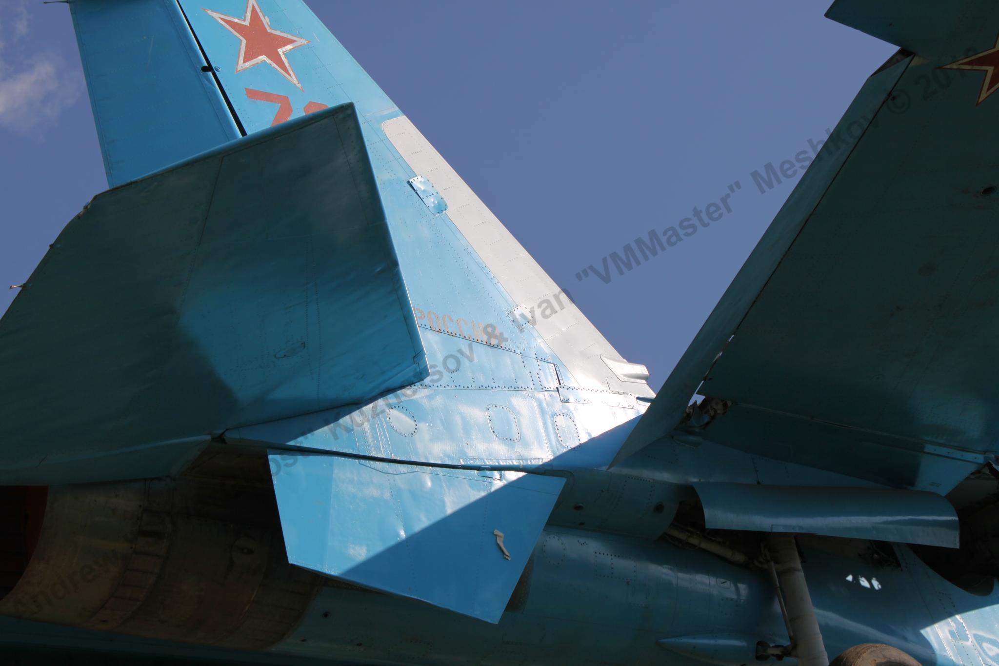 Su-27_Bologoe_422.jpg