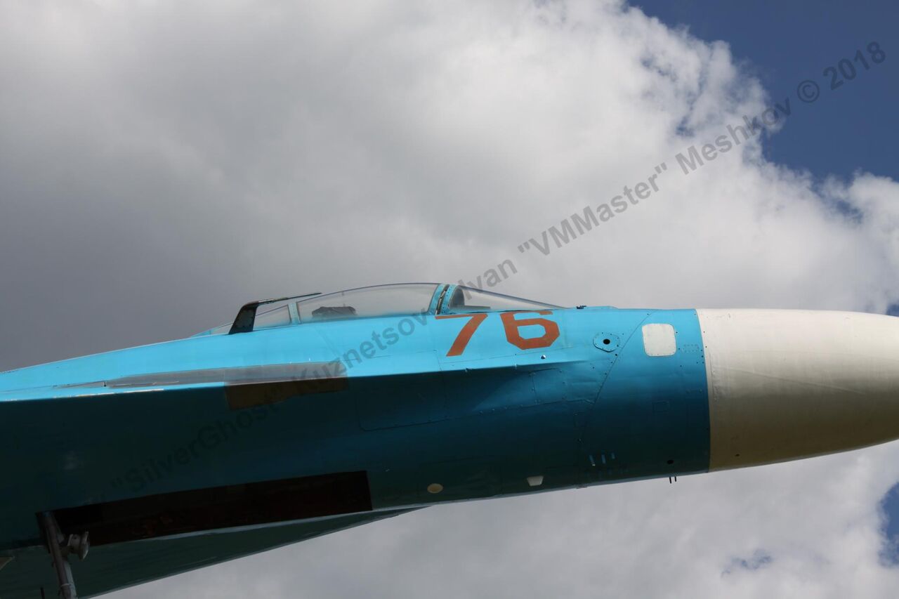 Su-27_Bologoe_449.jpg