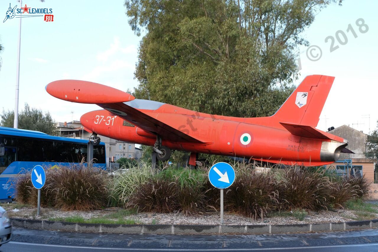 Aeromacci_MB-326_Catania_263.jpg