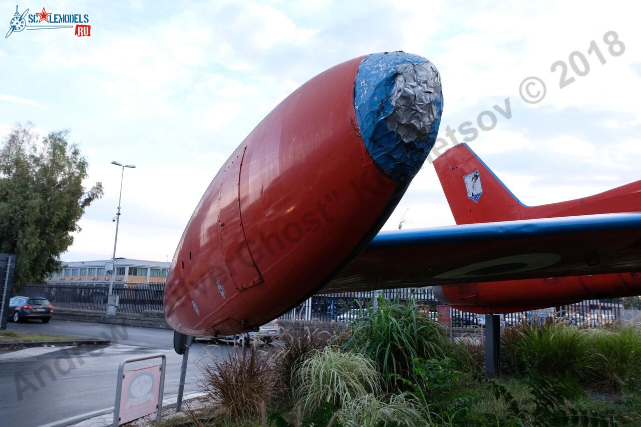 Aeromacci_MB-326_Catania_28.jpg